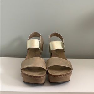 Pierre dumas wedges